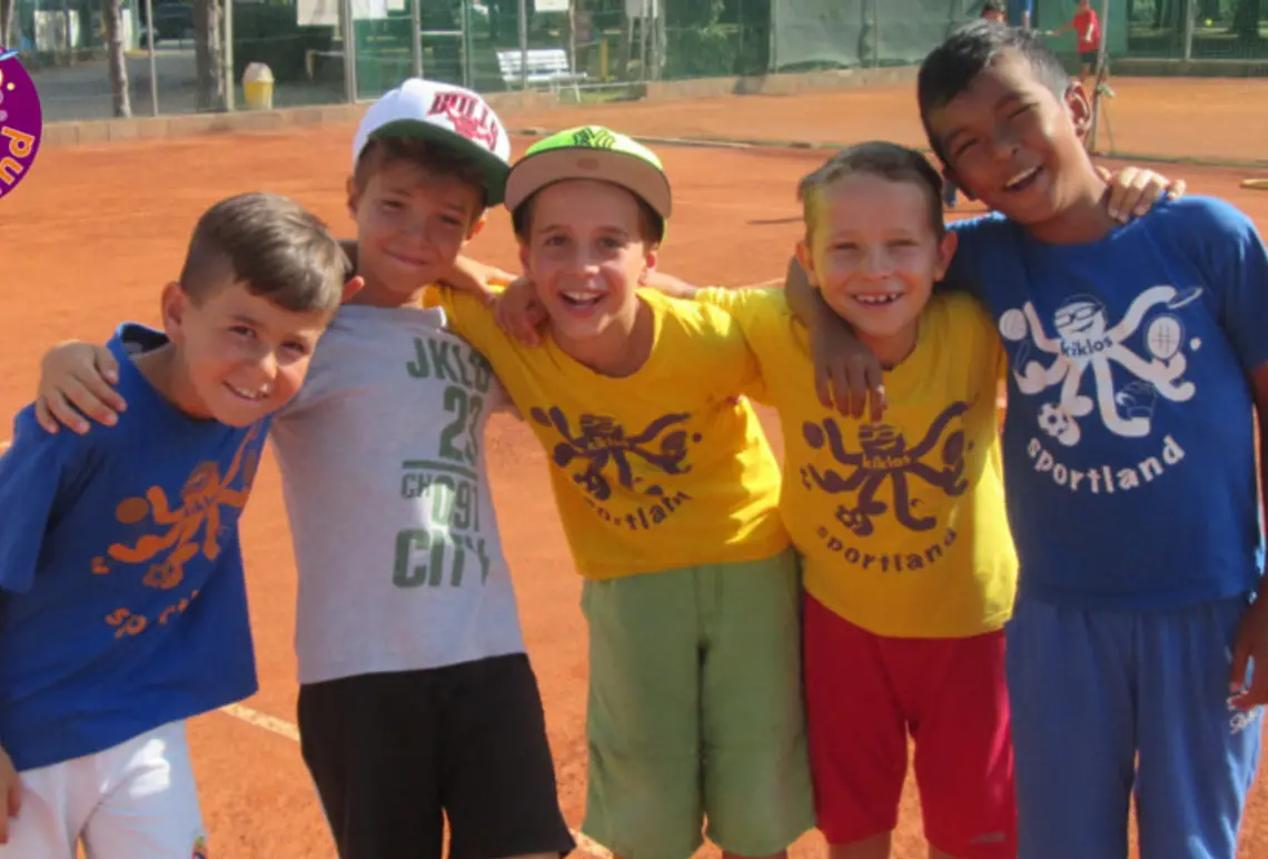 UN'ESTATE A TUTTO SPORTLAND UN'ESTATE A TUTTO SPORTLAND