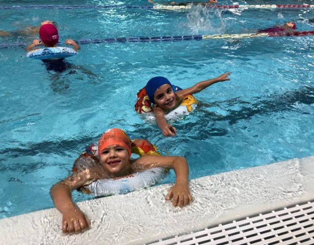 SPORT & SWIM SPORT & SWIM